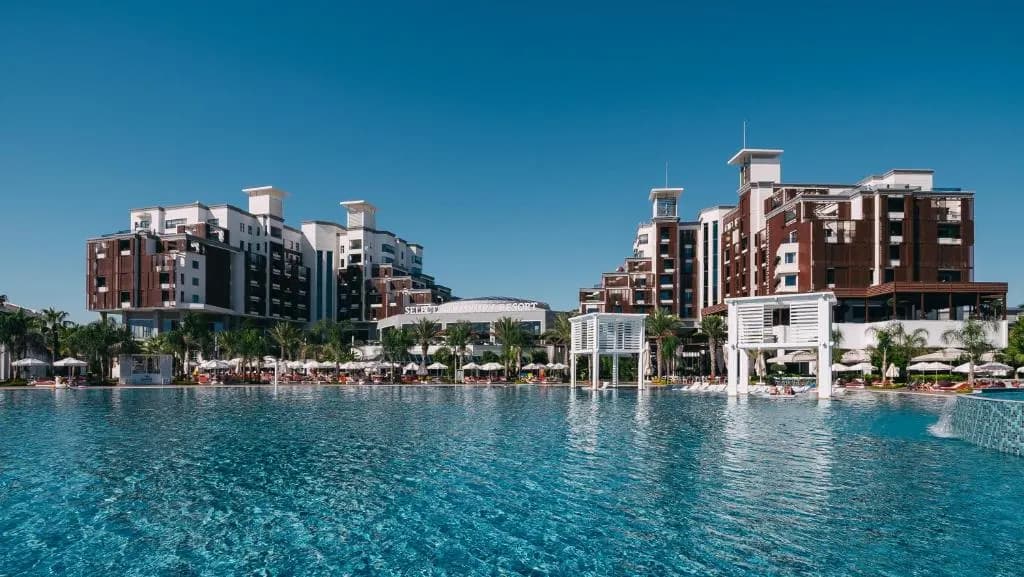 SELECTUM LUXURY، تصویر 1